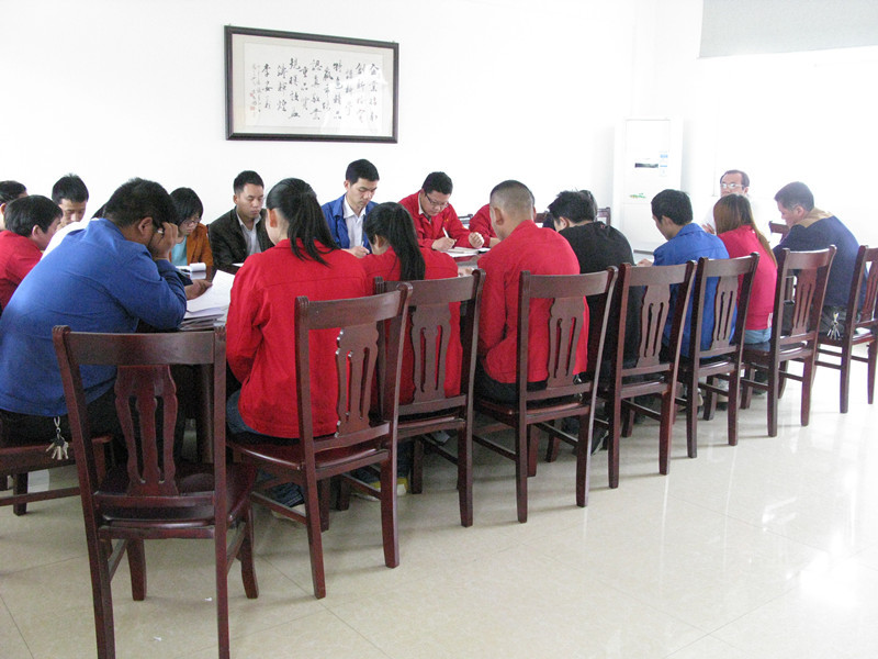 億豐泵業召開五月生產計劃例會